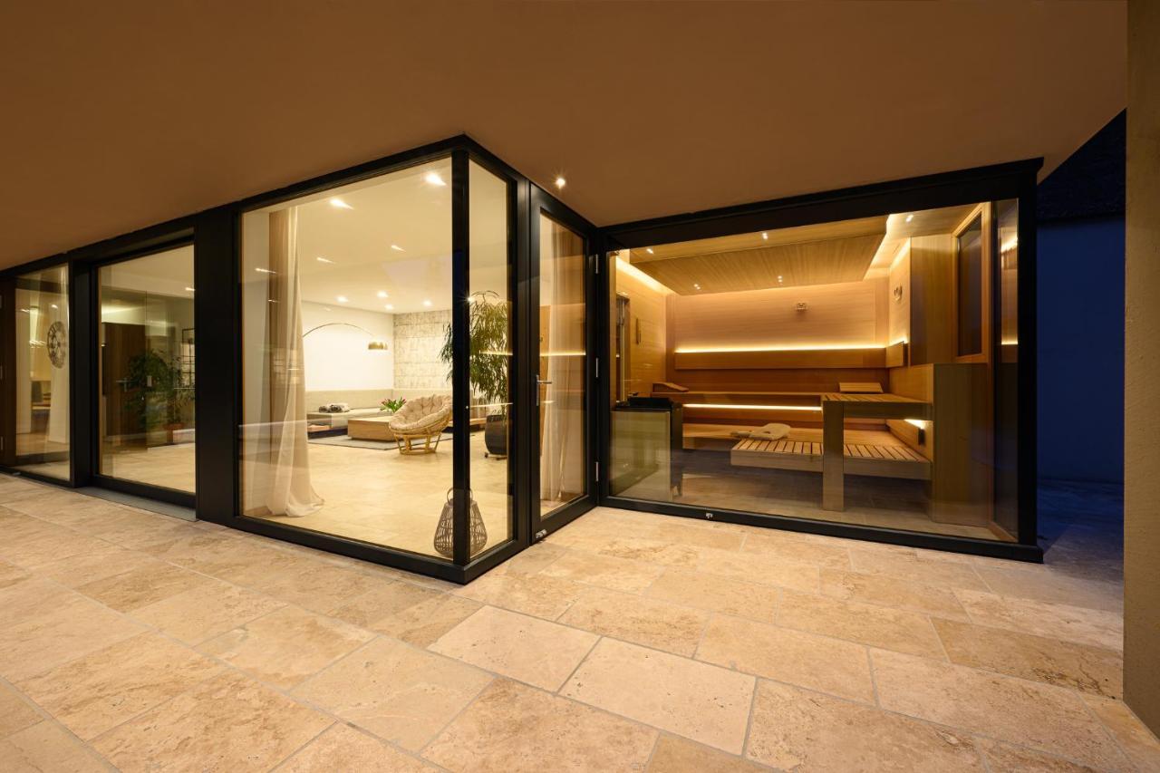 Eichberg Living Villa Лейтшах Екстериор снимка